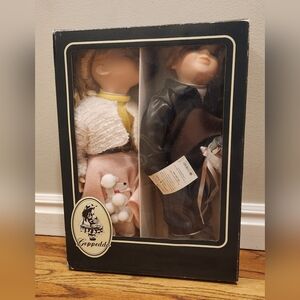 New Johnny and Suzy Kissing Vintage Geppeddo Porcelain Doll Set, 50s Style